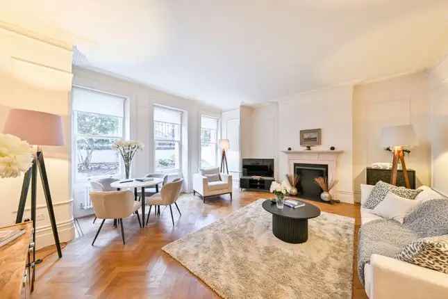 3-Bedroom Apartment for Sale in Earl's Court Square London