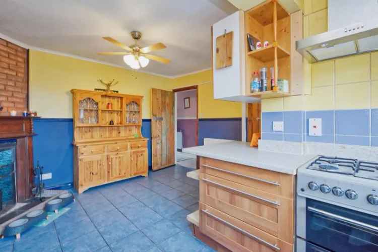 3 Bed Mid Terrace House in Watchet - Near Amenities