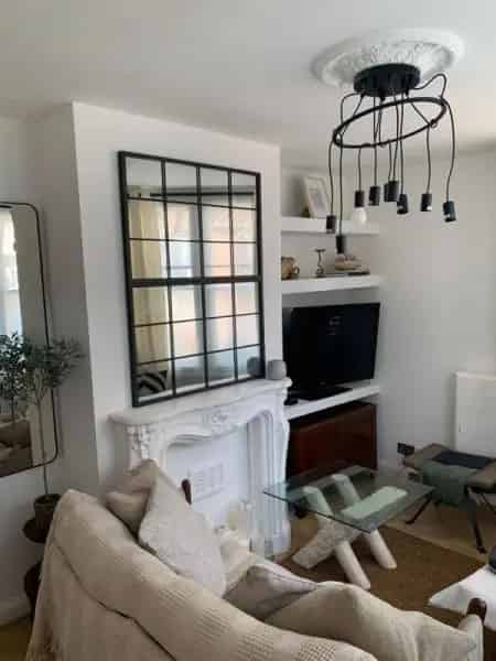 Beautiful Renovated Cottage with Small Living Room