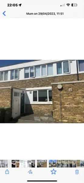 3 Bedroom House Near Schools with Excellent Transport Links
