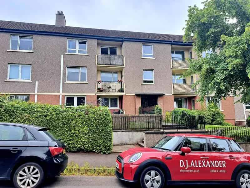 2 Bedroom Flat to Rent in Jordanhill