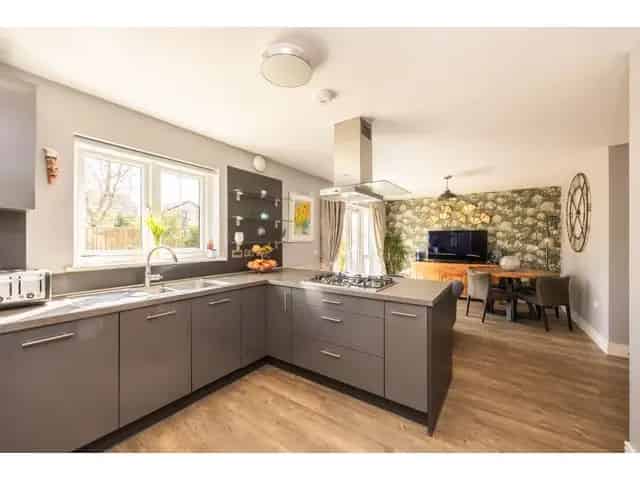 5 Bedroom Detached House for Sale Roslin