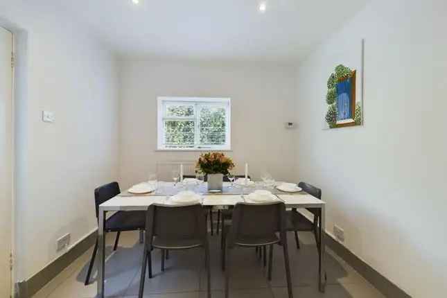 Terraced house for sale in Brook Drive, Elephant & Castle SE11