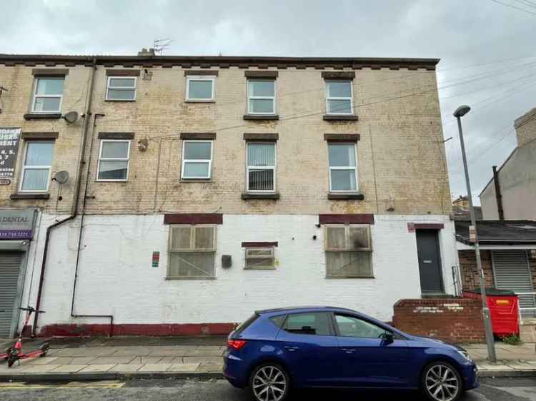 2 bedroom flat share to rent