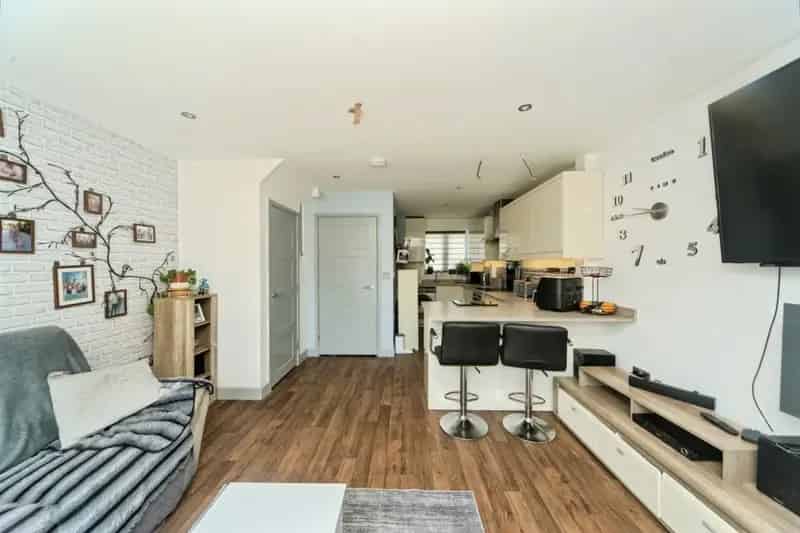Three Bedroom Townhouse Near Bexhill Town Centre