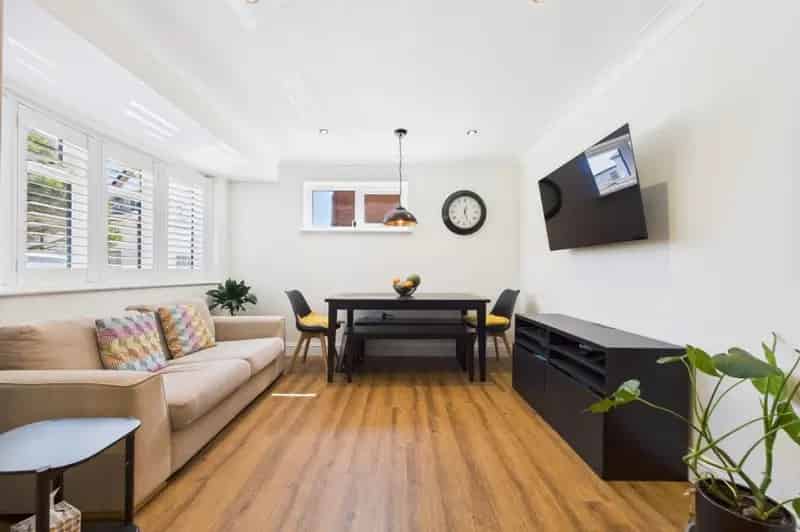3 bedroom House
 To Rent