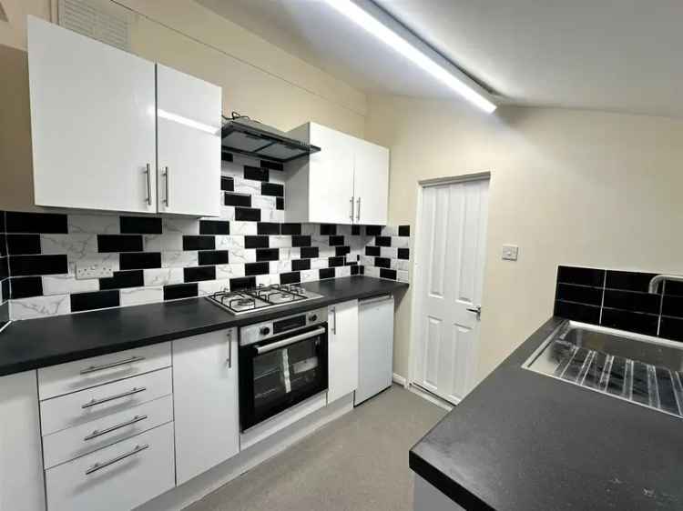2 Bedroom Terraced House to Rent in Bath