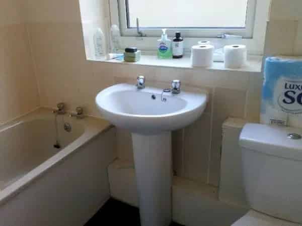 1 Bedroom Ground Floor Council Property with Garden Near Bus Stops