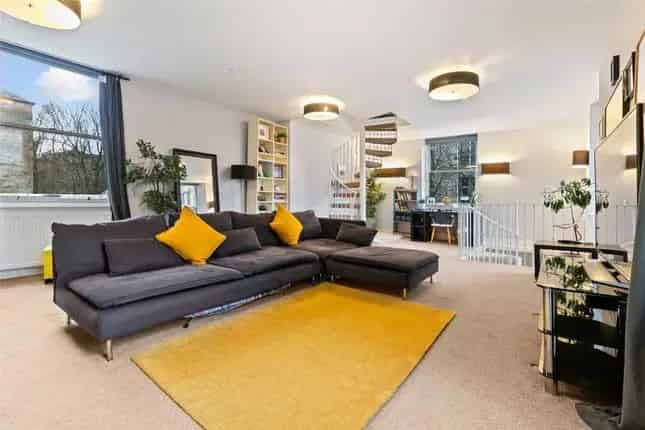 1 Bedroom Mews Cottage Hillhead Glasgow G12