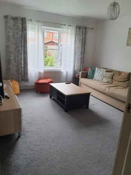 Lovely Bungalow Near City Center