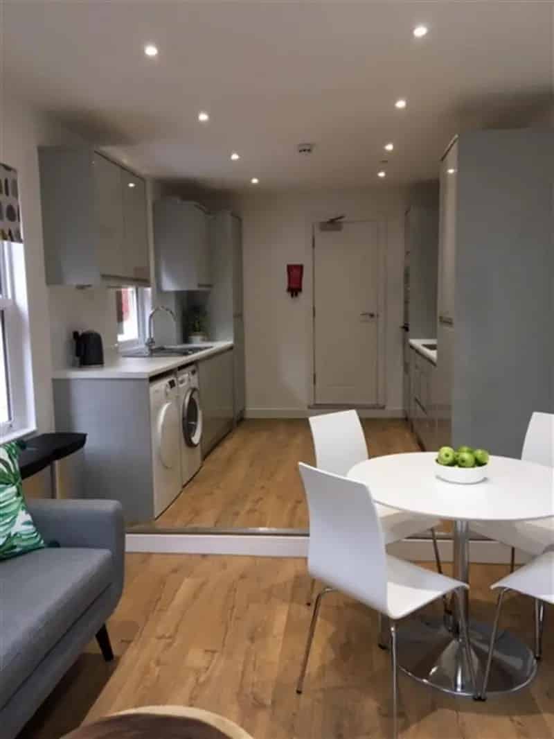 All Inclusive Double En Suite Room near Reading West Station