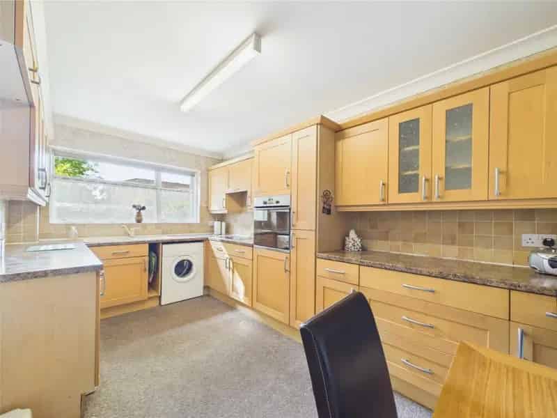2 Bedroom Apartment for Sale in Dean Park