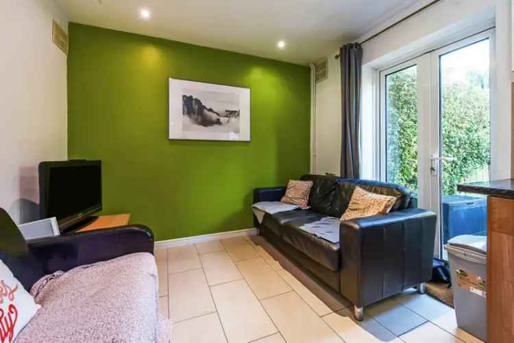 1 Bedroom Flat To Rent Available 11072025