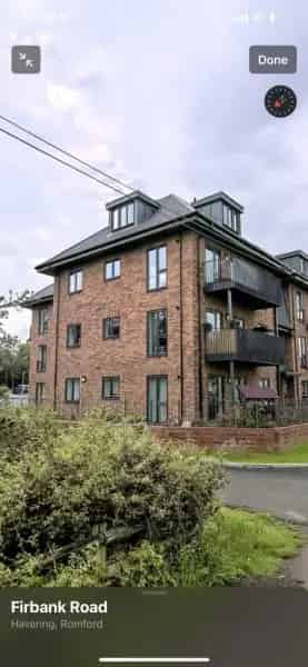 10 Lovely Big Flats Near Forest with Parking