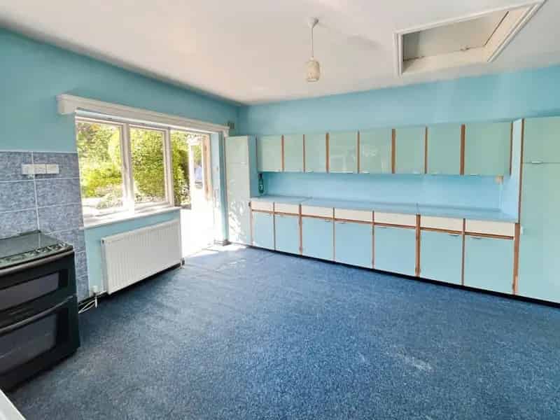 2 bedroom House
 For Sale