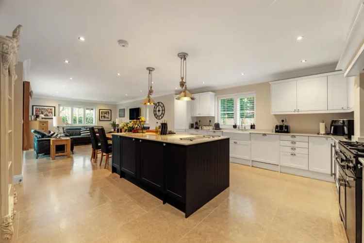 4 Bedroom Detached House for Sale Dunchurch Road Rugby Warwickshire