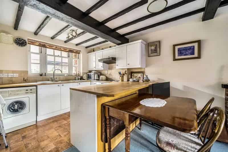 2 Bed House for Sale Worting