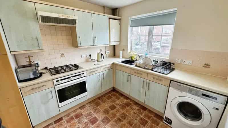 3 Bedroom Semi-Detached House For Sale Near Vassalls Park