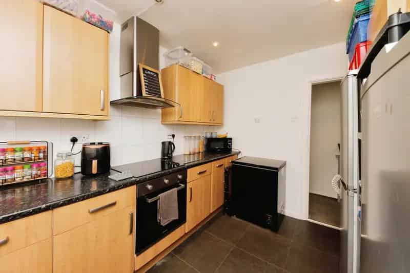 First Floor Flat Water Orton Two Bedrooms Garden Parking Garage