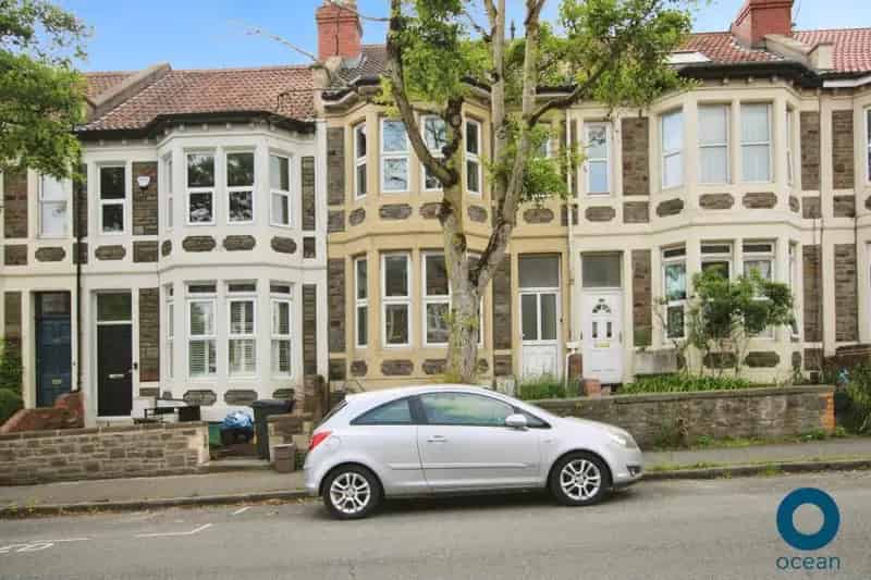 2 Bedroom Flat to Rent in Gloucester Road Bristol
