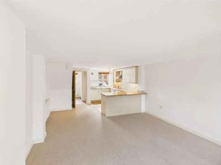 3 Bed House for Sale in Chedgrave Near Loddon