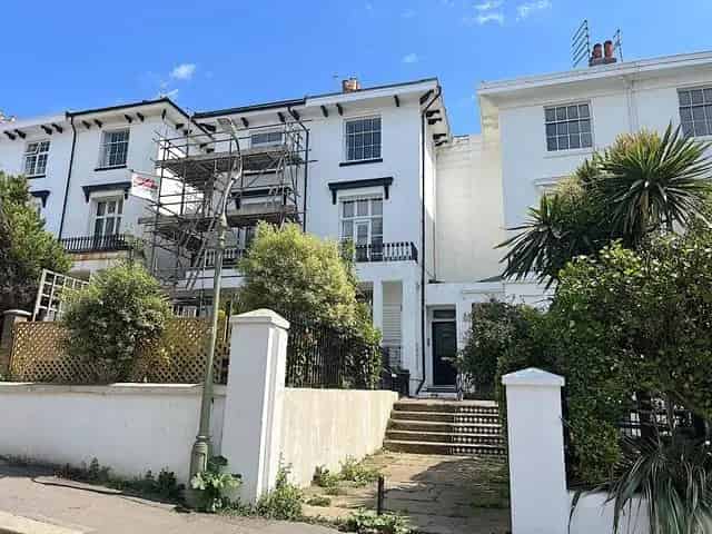 3 Bedroom Maisonette Central Brighton Grade II Listed