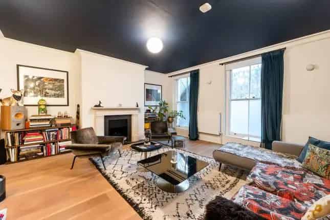 3 Bedroom Garden Flat Little Venice London W9