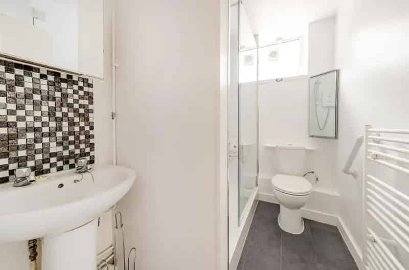 1 Bedroom Apartment for Sale