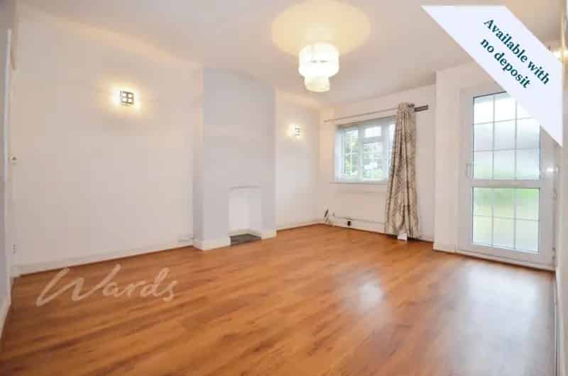 3 Bedroom Terraced House To Rent Near Schools