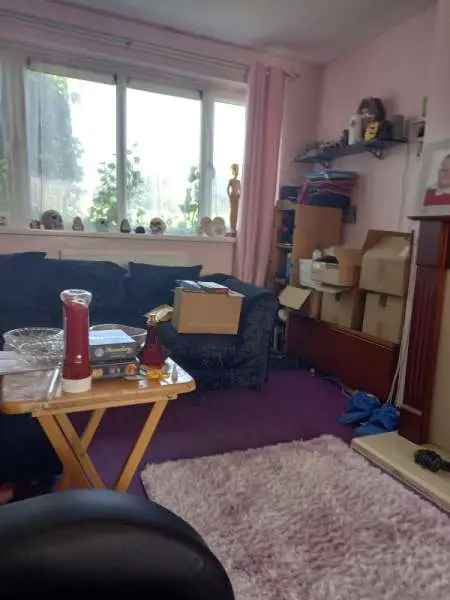 Flat For Rent in Coventry, England