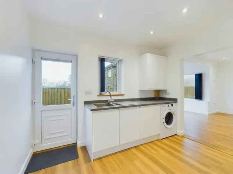 3 Bed Semi Detached House Ample Parking Large Garden Recently Refurbished