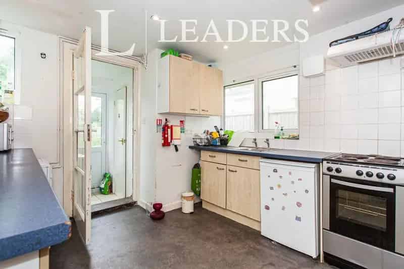 1 Bedroom House Share to Rent