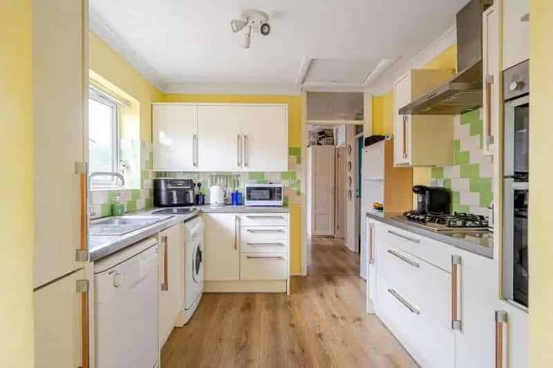 3 bed house for sale