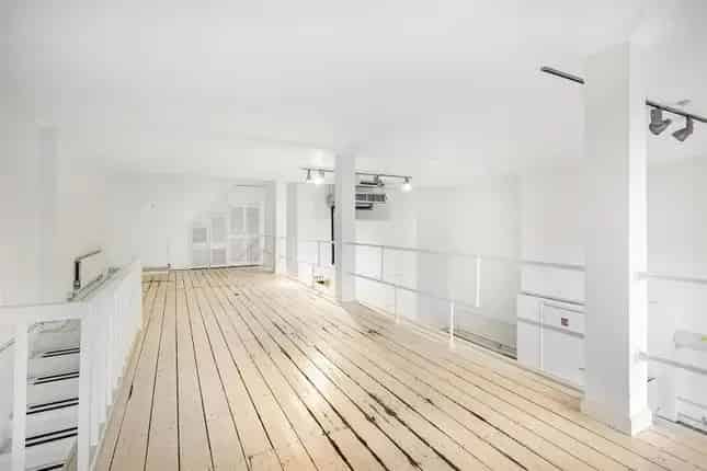 Flat for sale in Shoreditch High Street, London E1