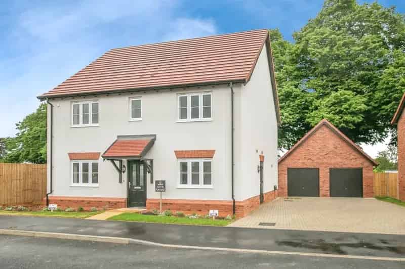 Campbell Elegant 4 5 Bedroom Detached Home