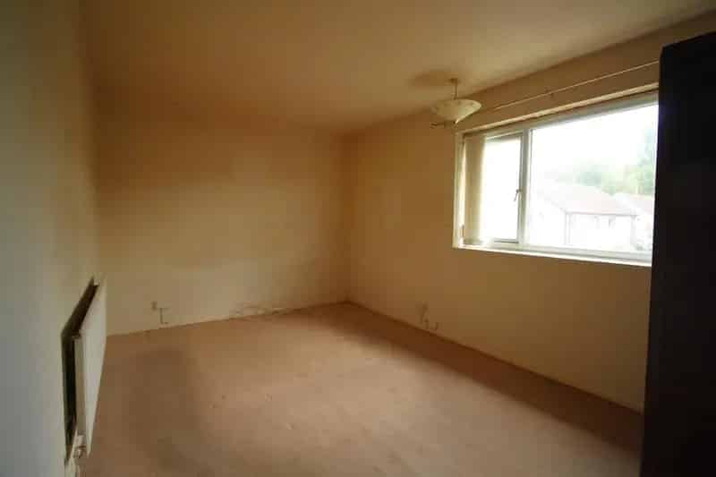 3 Bed House For Sale - Manchester - Freehold - Off Road Parking