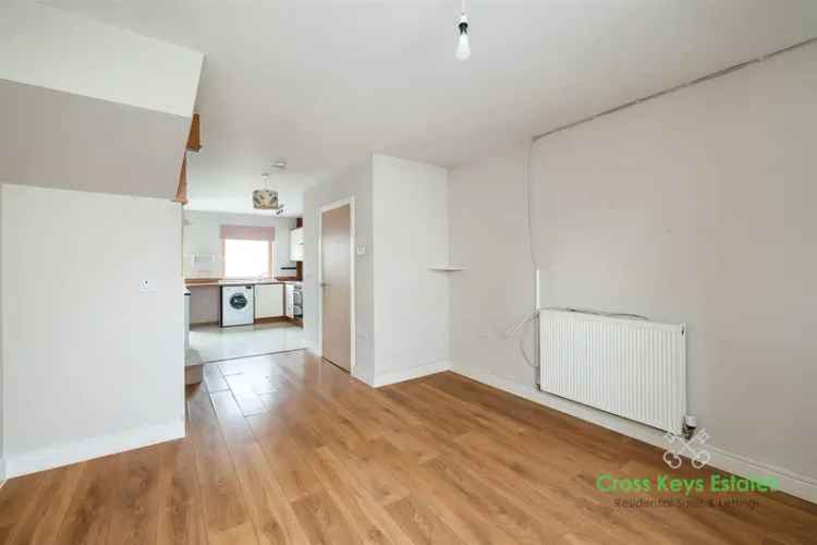 2 Bedroom House to Rent Modern Mid Terrace Property