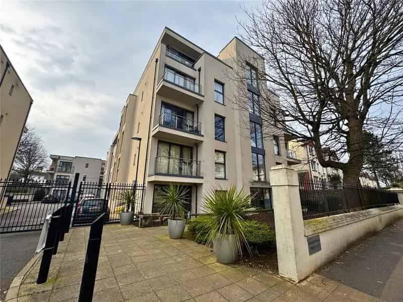 2 Bedroom Apartment to Rent