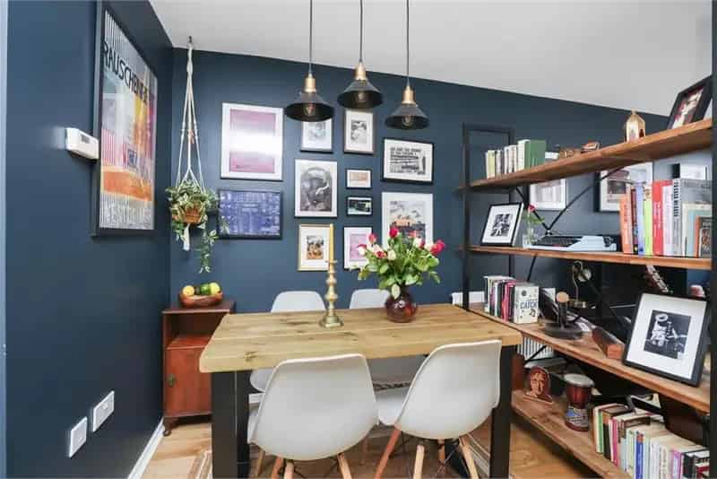 1 Bed Flat Near Lochend Park  Modern Open Plan Living Secure Parking