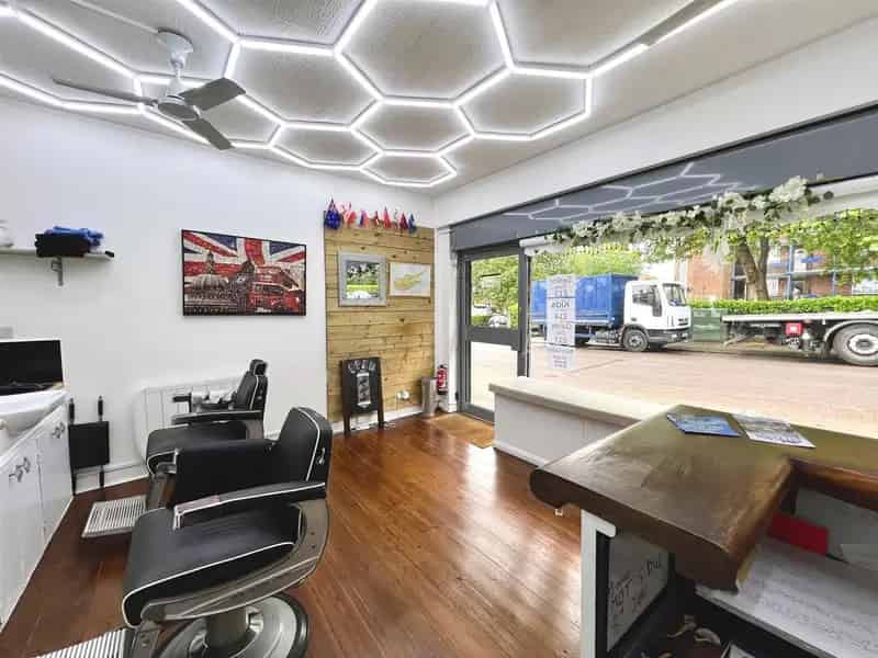 0 Bedroom Commercial Property House to Rent