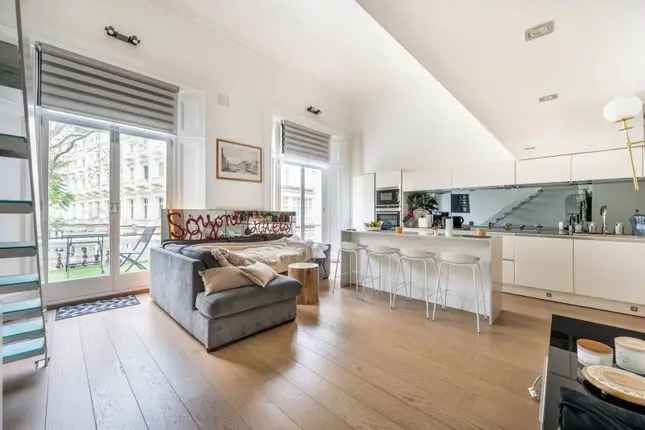 Flat for sale in Leinster Gardens, Bayswater, London W2