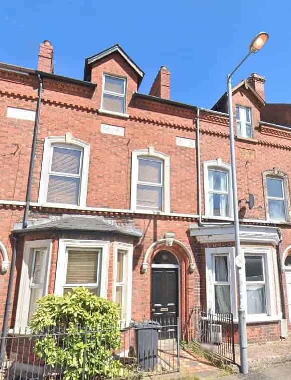 6 Bed 3 Bath Furnished Terrace Home Near Queens University