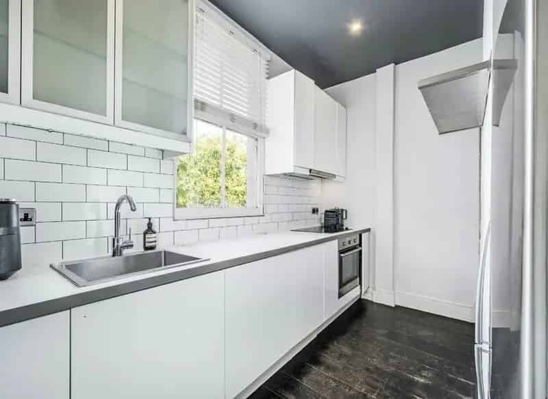 Three Bedroom Victorian Maisonette with Roof Terrace Lower Clapton