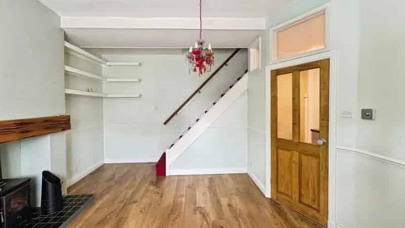 2 bedroom House
 For Sale