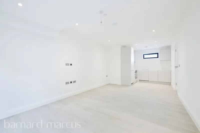 Luxury Apartments in Banstead Near High Street