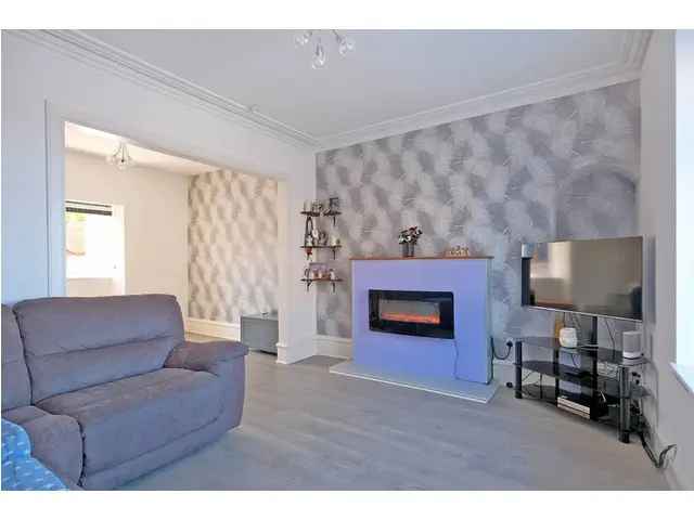 3 Bedroom Terraced House for Sale in Sandhaven