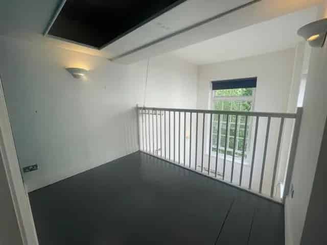Stylish Mezzanine 1-Bedroom Apartment Bristol City Centre