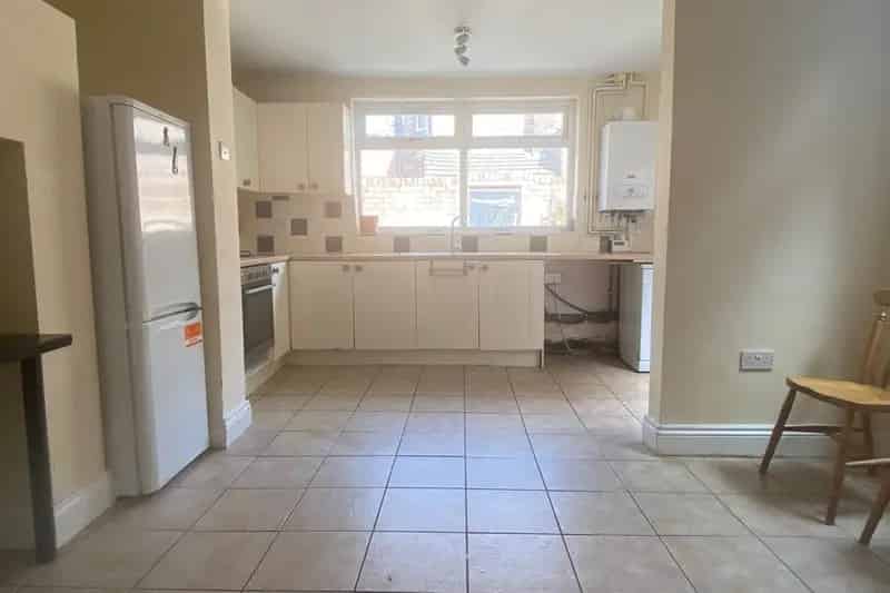 5 Bedroom House Penny Lane Liverpool Zero Deposit Available
