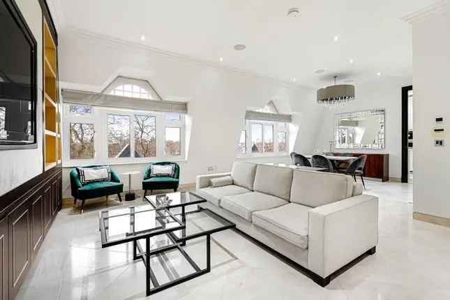 Flat to rent in Burton Court, Franklins Row SW3