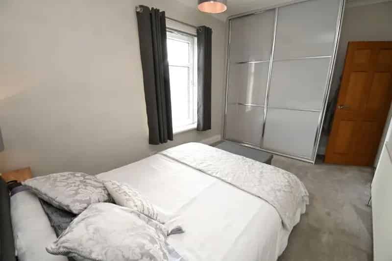 3 Bed House for Sale Near Shops and Transport